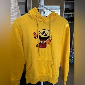 Official PAC-MAN Embroidered Yellow Pullover Hoodie Adult Size Small NWOT Rare